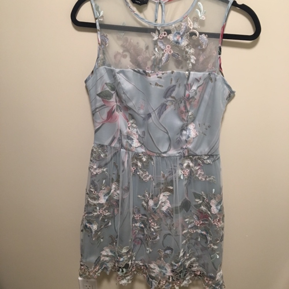 Bebe Size 8 Baby Blue lace overlay dress
